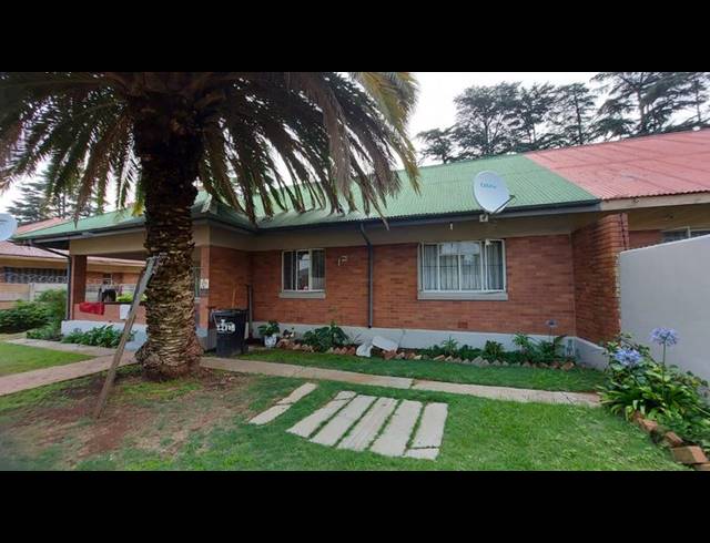 3 BEDROOM HOUSE FOR SALE IN WEST VILLAGE